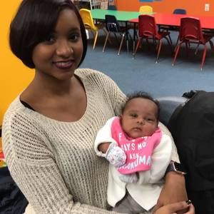 Meet your Posher, Alexis